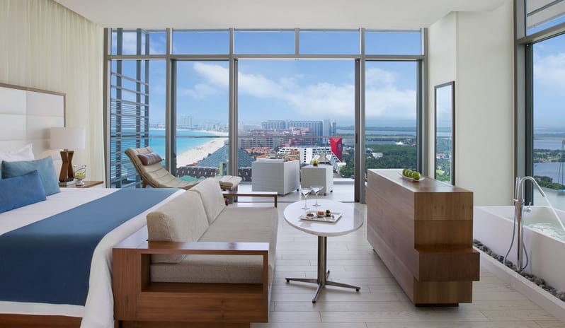 Secrets The Vine-Honeymoon Suite Ocean View 1_5984